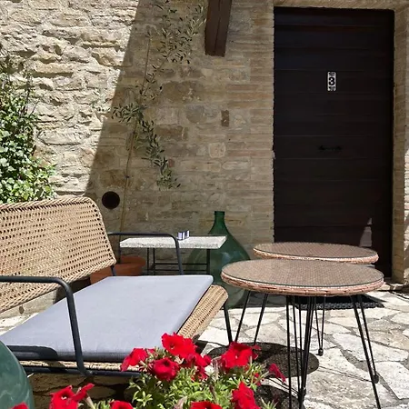 Solisera * Todi